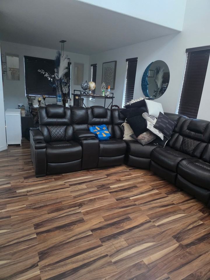 11381 Arlington St - Photo 4 of 7
