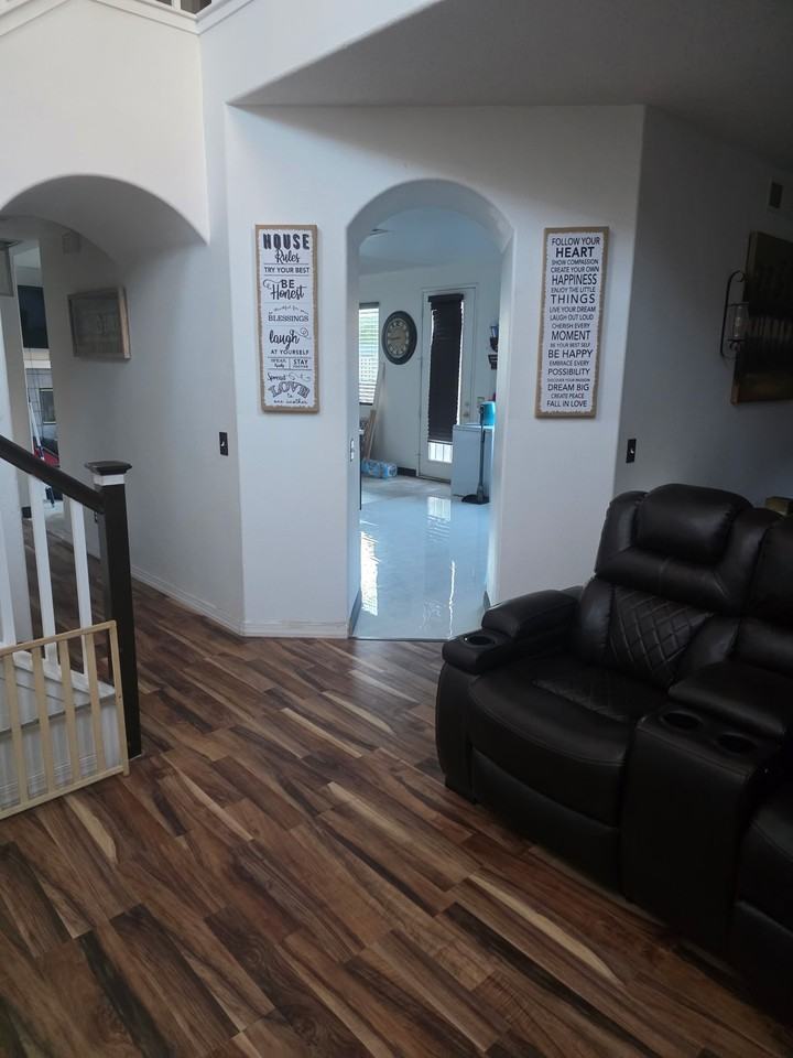 11381 Arlington St - Photo 5 of 7