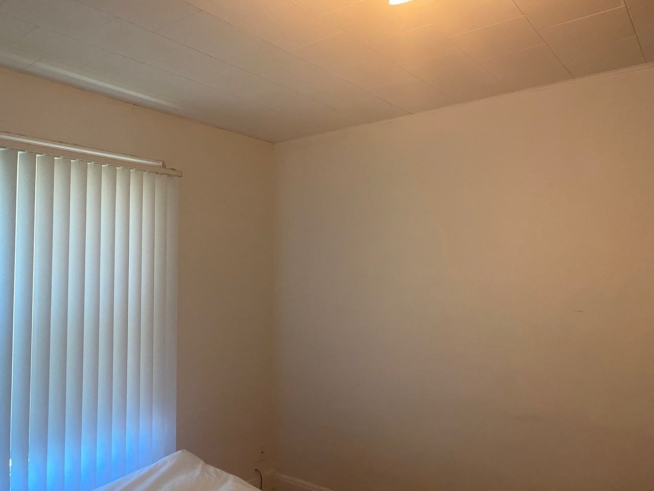3123 Windsor Ave - Photo 3 of 4