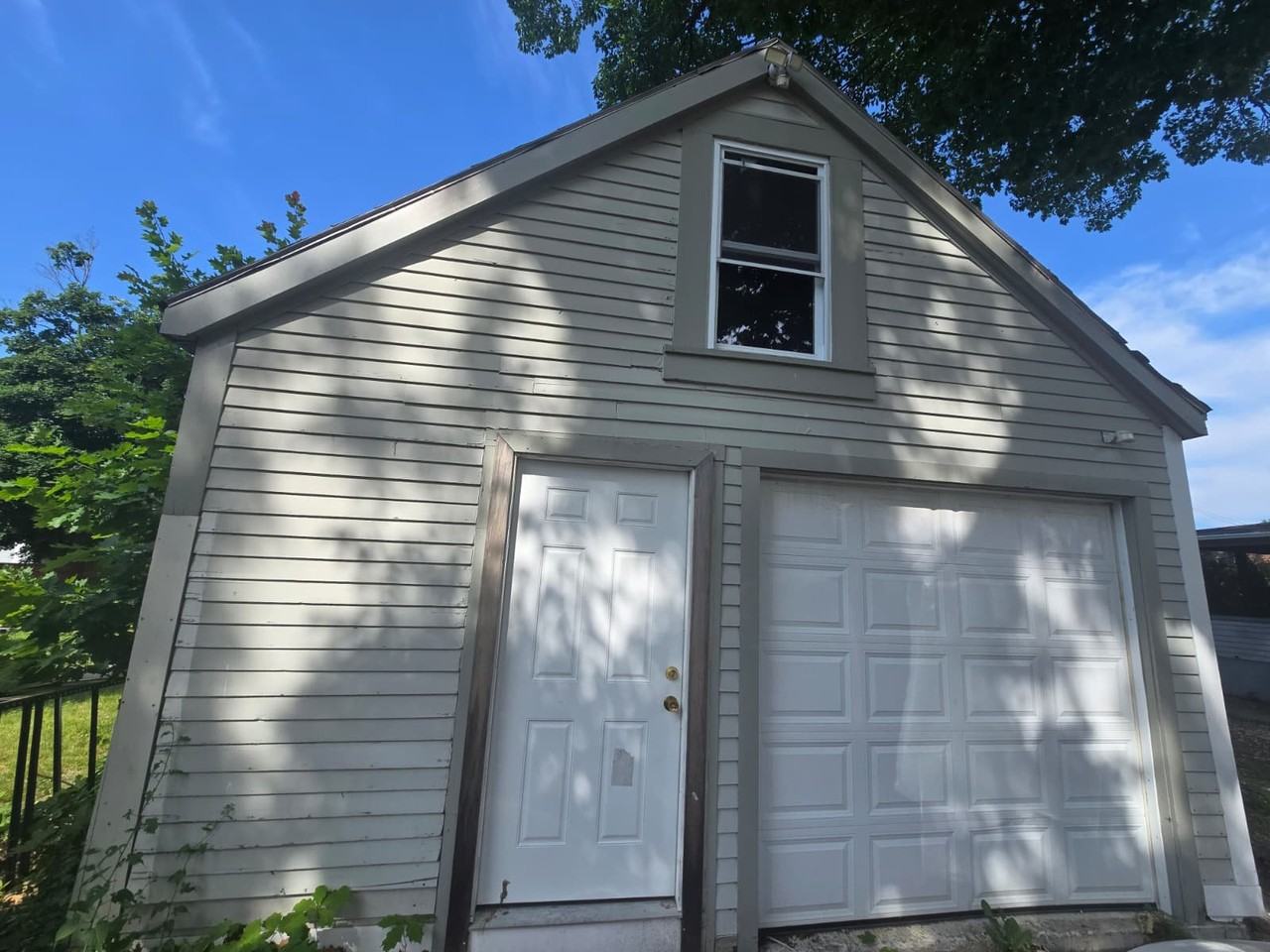 94 Midland St - Photo 2 of 5