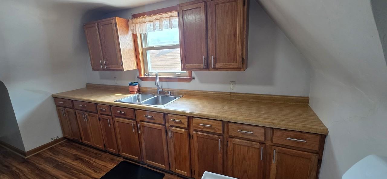 2151 Lake Ave #2ndFL - Photo 5 of 17