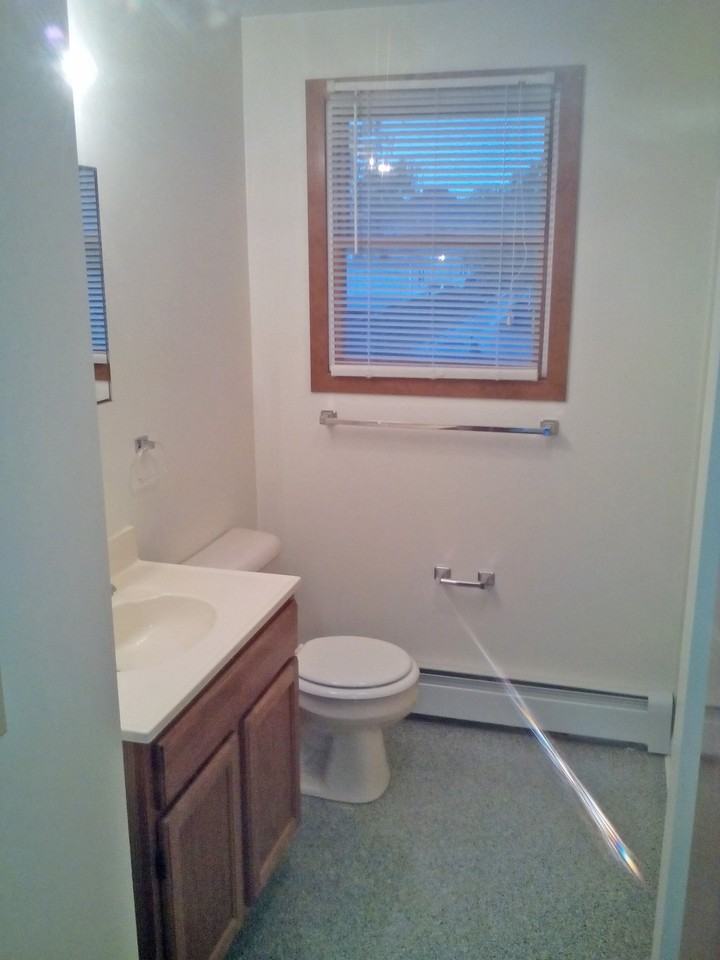 60 Ivy St - Photo 7 of 20