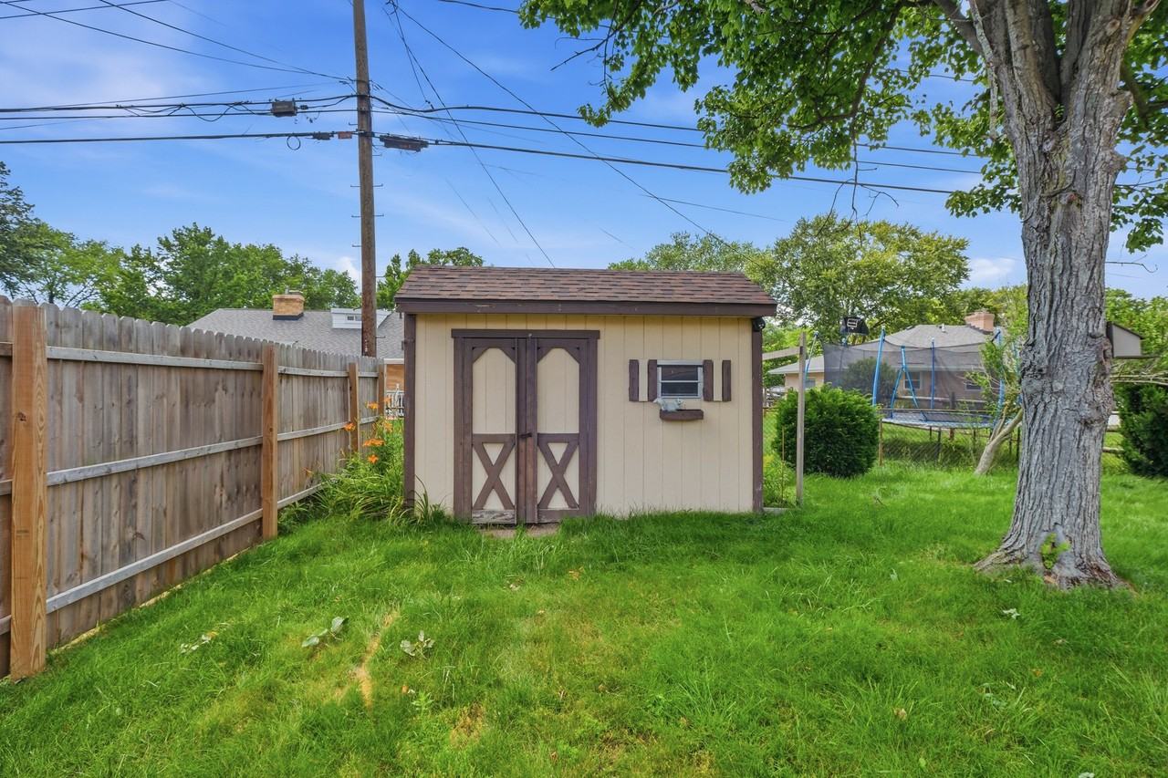 1358 Juliet Dr - Photo 4 of 20
