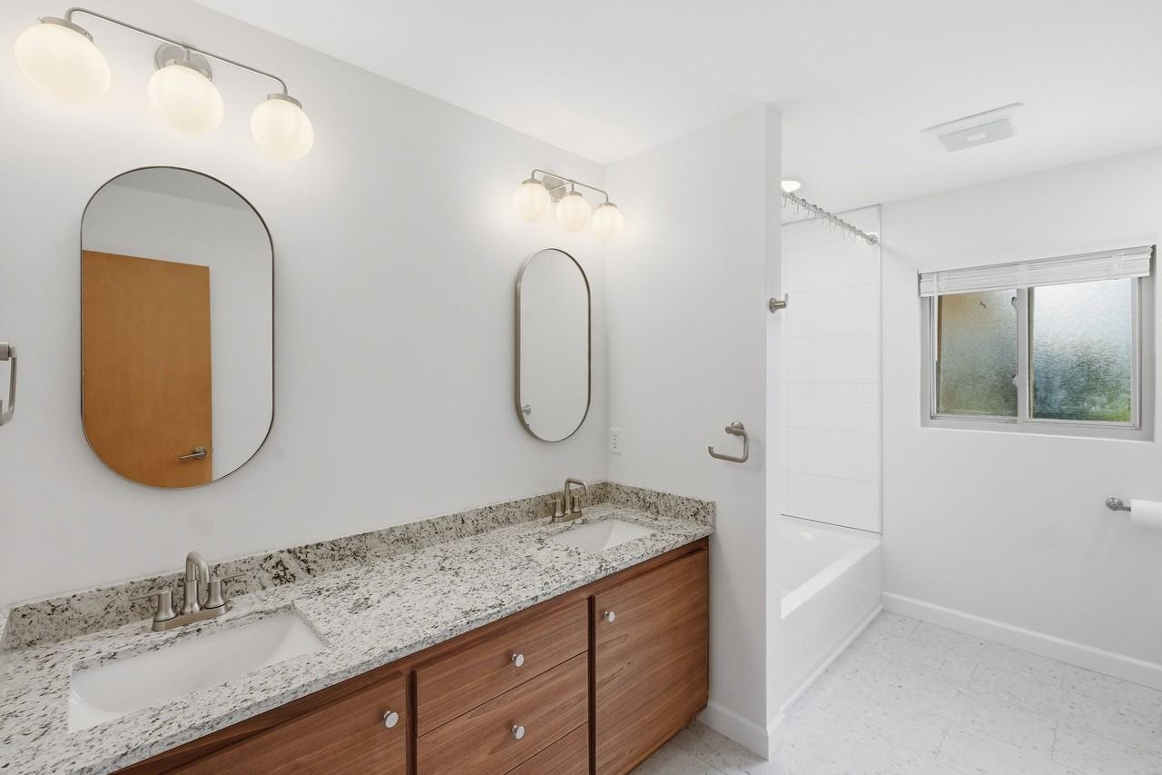 1358 Juliet Dr - Photo 6 of 20