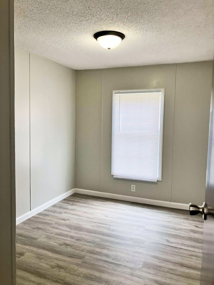 70 Deerwood Park - Photo 7 of 12
