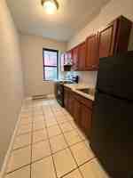 featured image of 18 Summit St #116