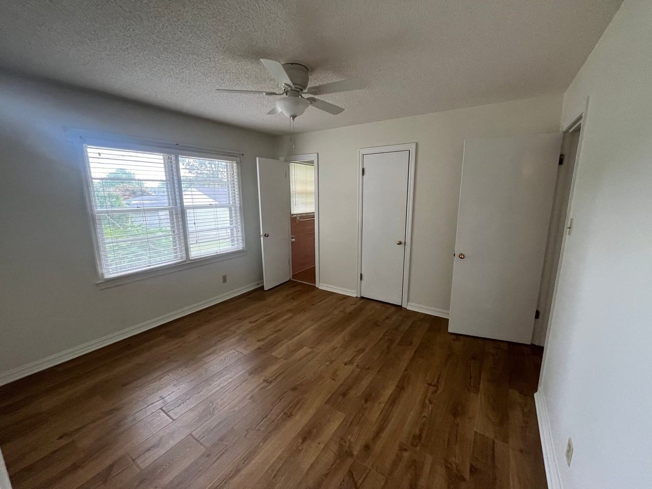128 N Leland Dr - Photo 7 of 17