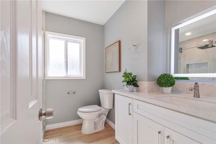 2824 W 177th St - Photo 4 of 12