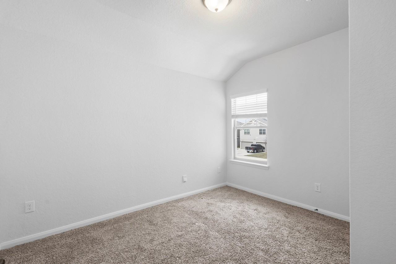 2306 Tulipwood Cv #101 - Photo 6 of 9