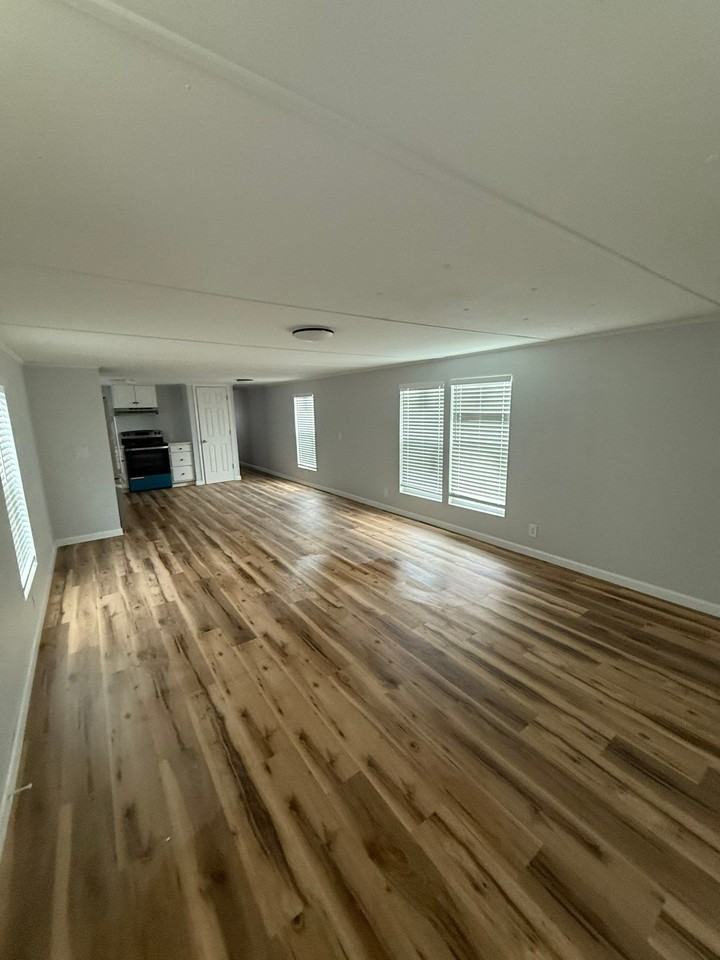 215 Hwy #7 - Photo 5 of 14