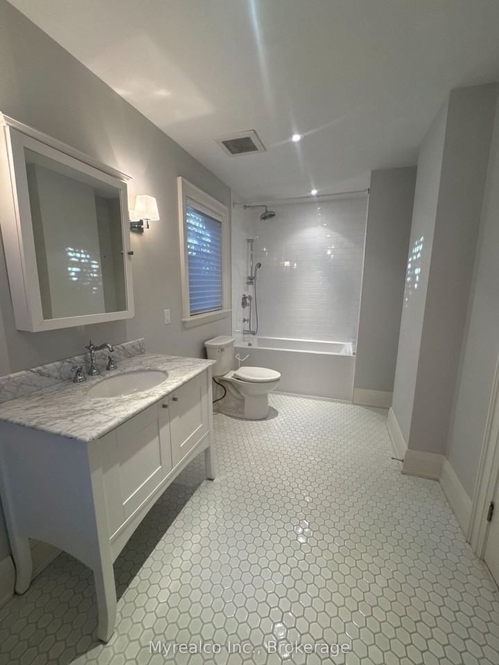 9 Canfield Place - Photo 15