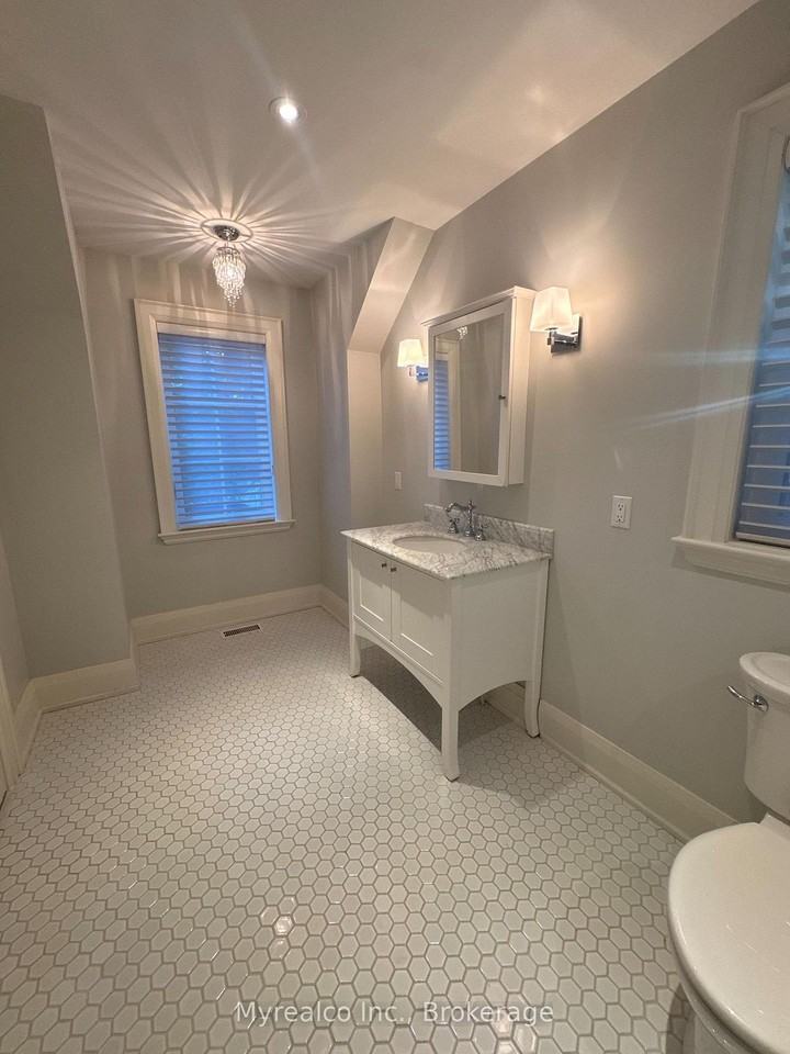 9 Canfield Place - Photo 16