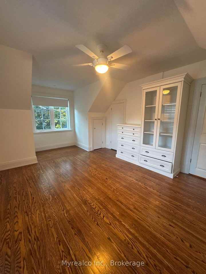 9 Canfield Place - Photo 18