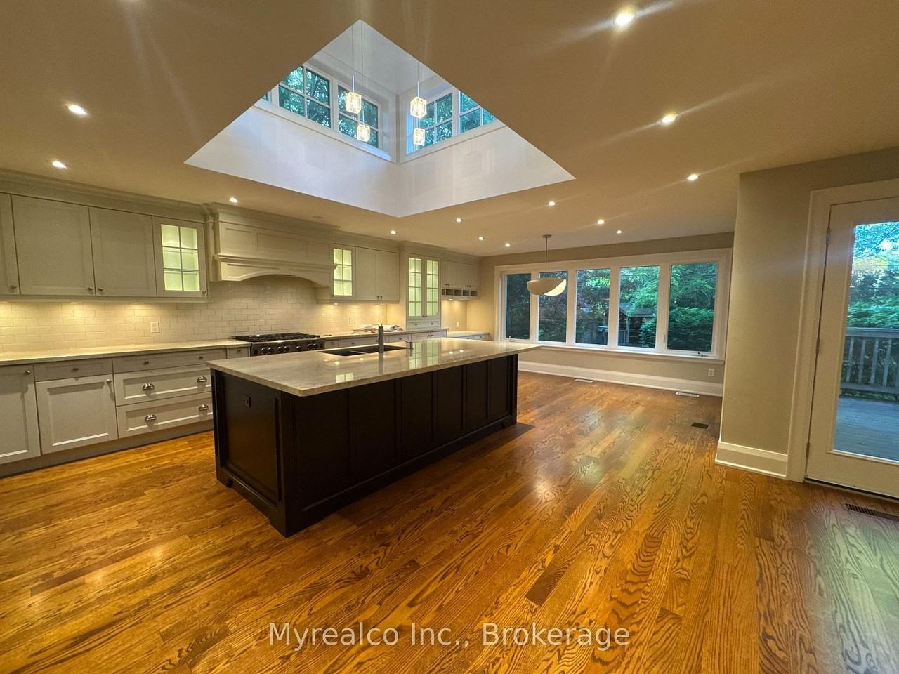 9 Canfield Place - Photo 3 of 49