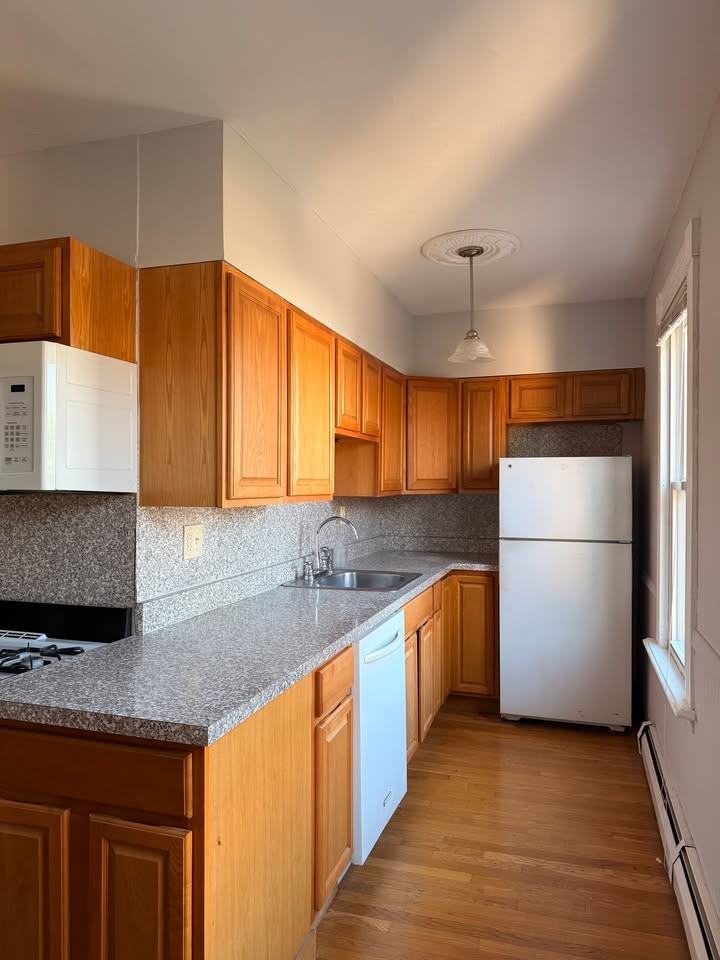58 Bishop Street - Photo 7 of 8