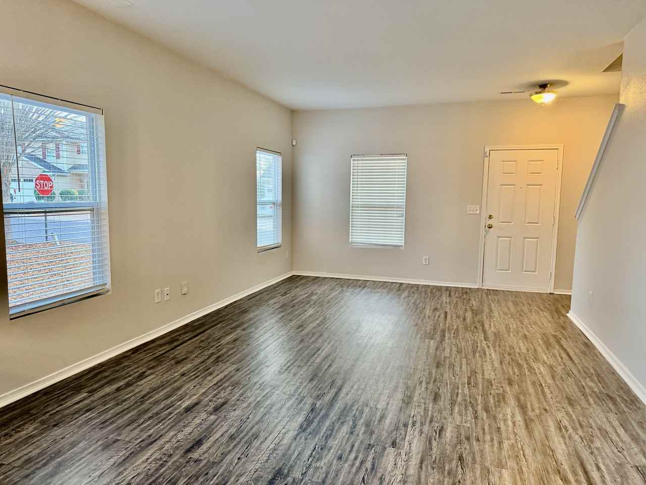 1050 Black Oak Dr #NA - Photo 3 of 10