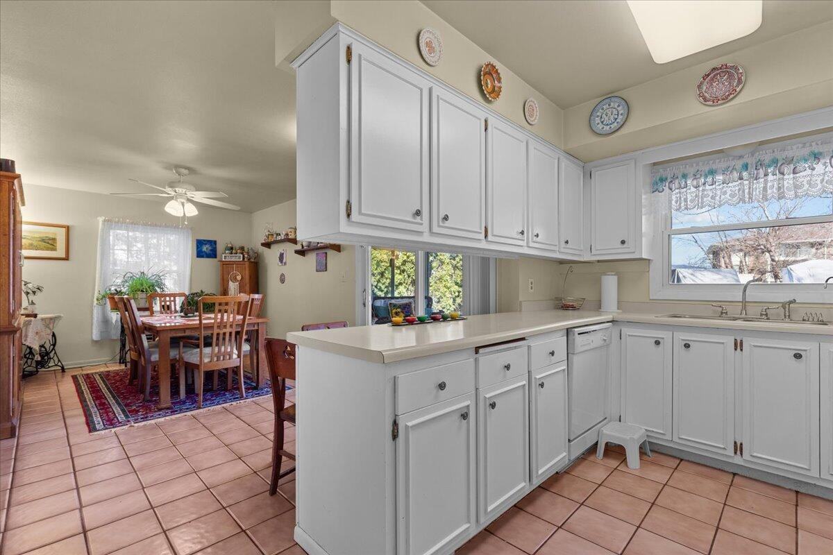 2014 Ruben Dr - Photo 5 of 23