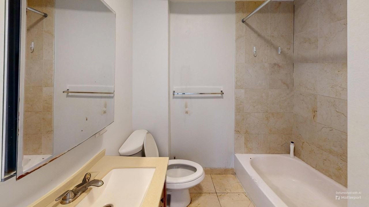 2969 Washington St #2 - Photo 5 of 8
