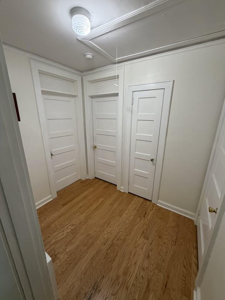 202 Mayfield Dr #NA - Photo 6 of 14