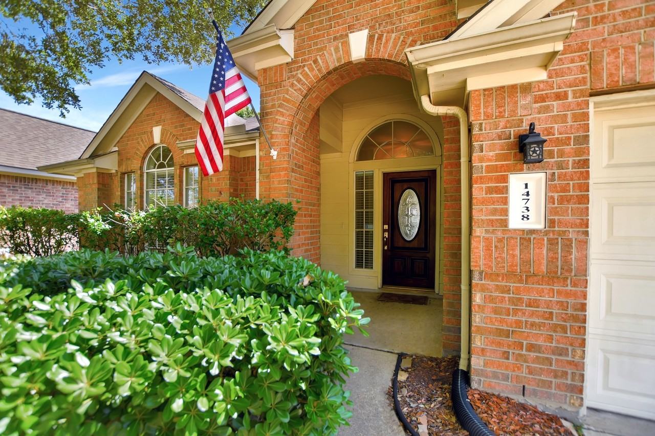 14738 Autumn Glen Ct #NA - Photo 2 of 17