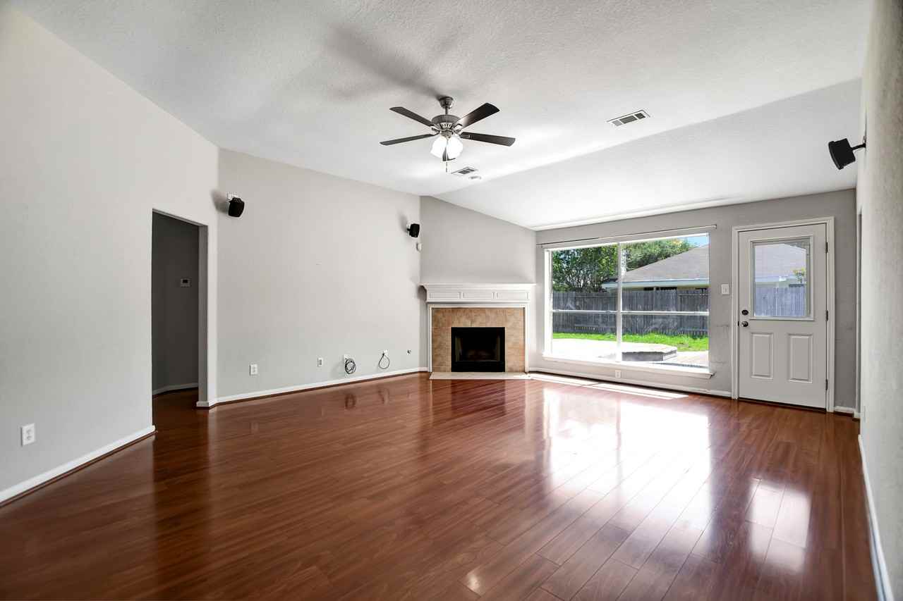 14738 Autumn Glen Ct #NA - Photo 5 of 17