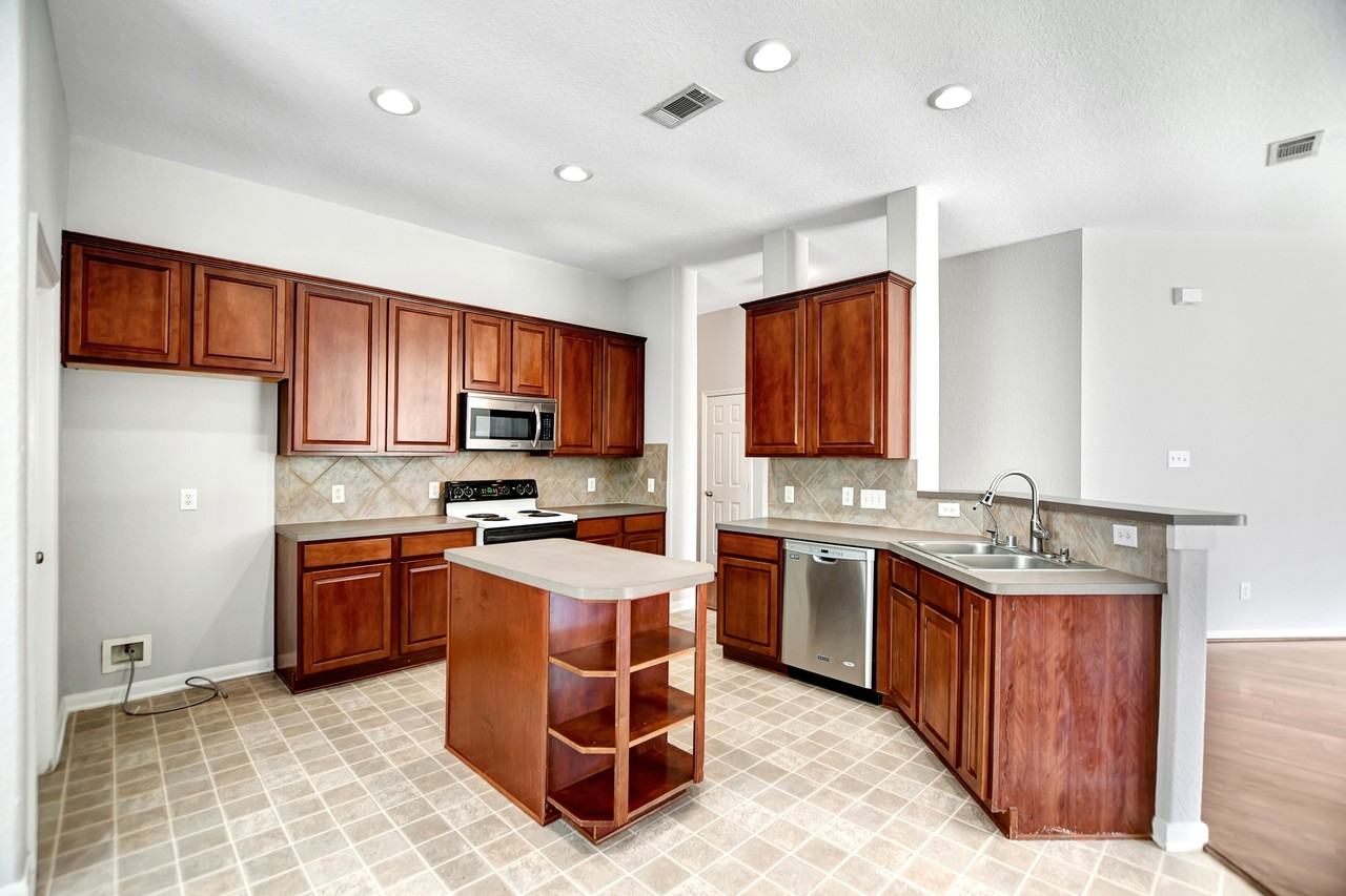 14738 Autumn Glen Ct #NA - Photo 7 of 17