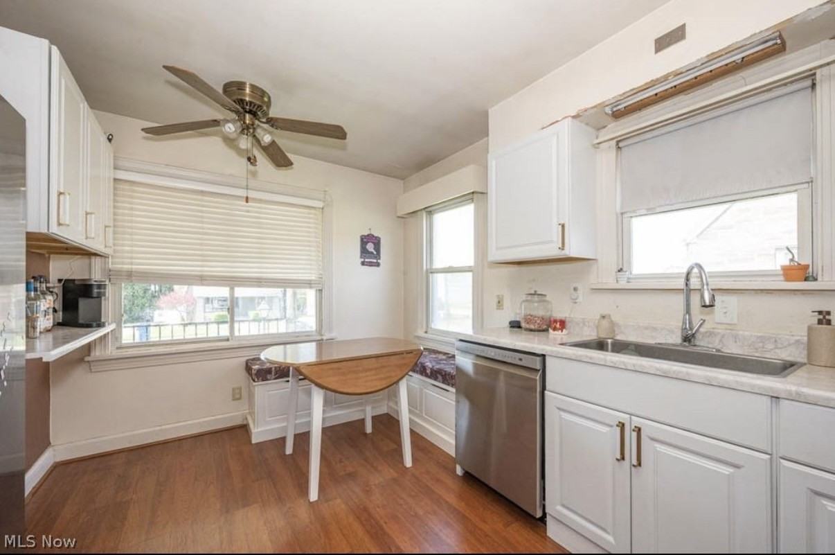 436 W Wood St #NA - Photo 2 of 11