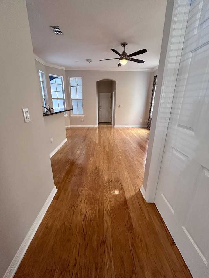 2135 Ridgewood St #NA - Photo 2 of 20