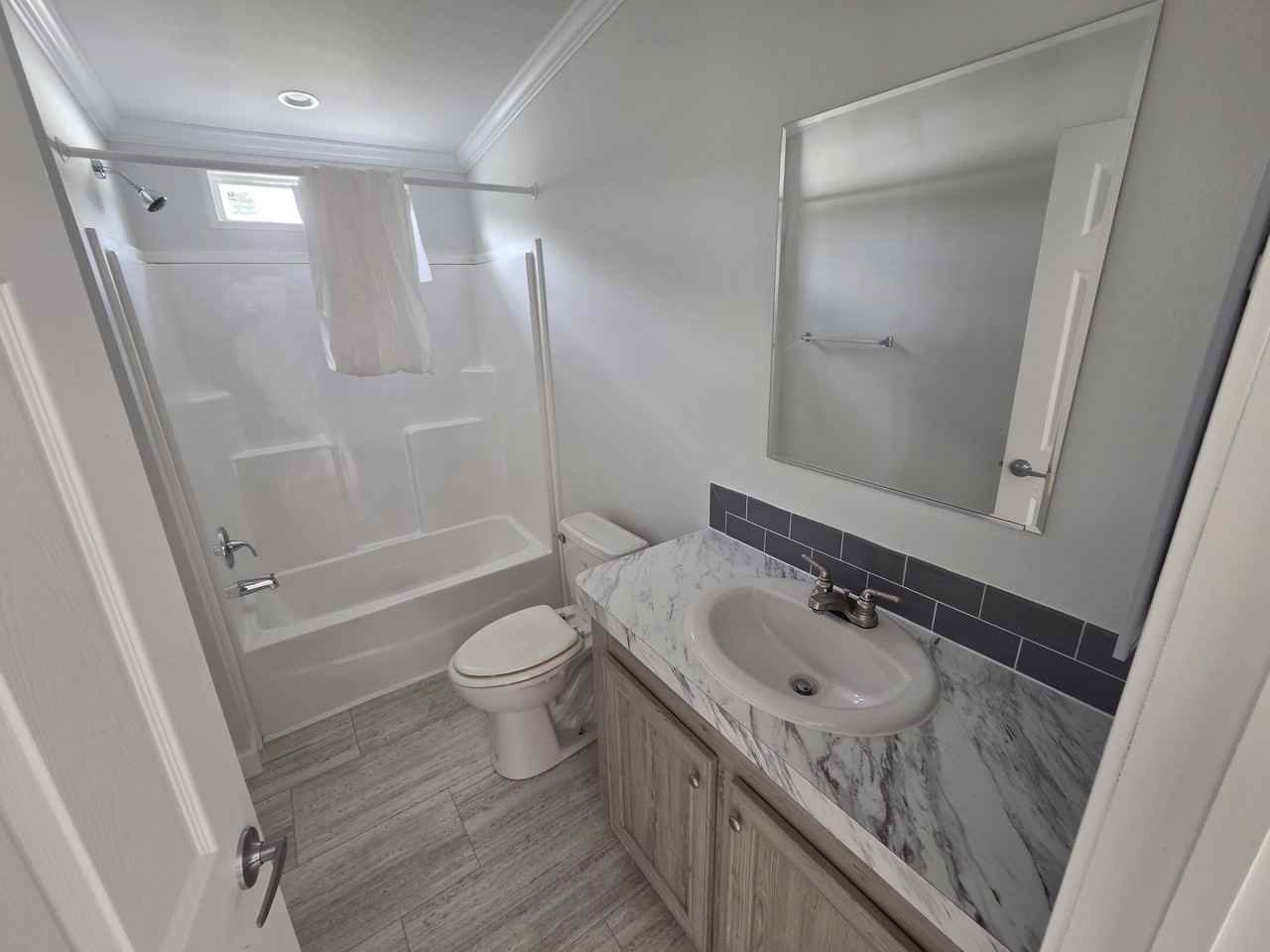 5211 Sw 34th St #NA - Photo 3 of 28