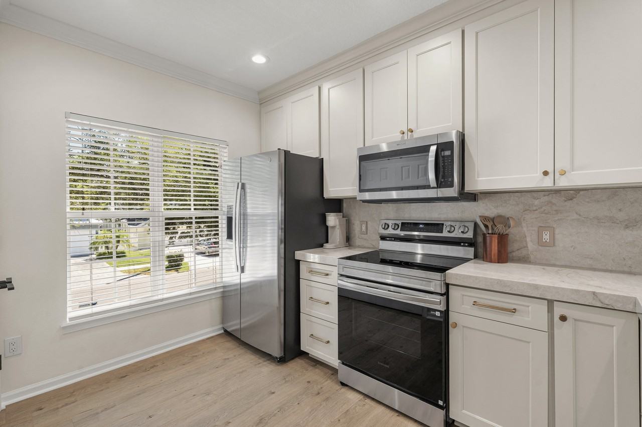 3203 W Horatio St #A - Photo 6 of 26