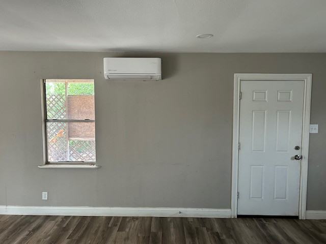 1206 Philadelphia St #NA - Photo 2 of 13