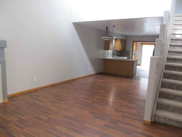 102 Phyllis Ave #102 - Photo 7 of 19