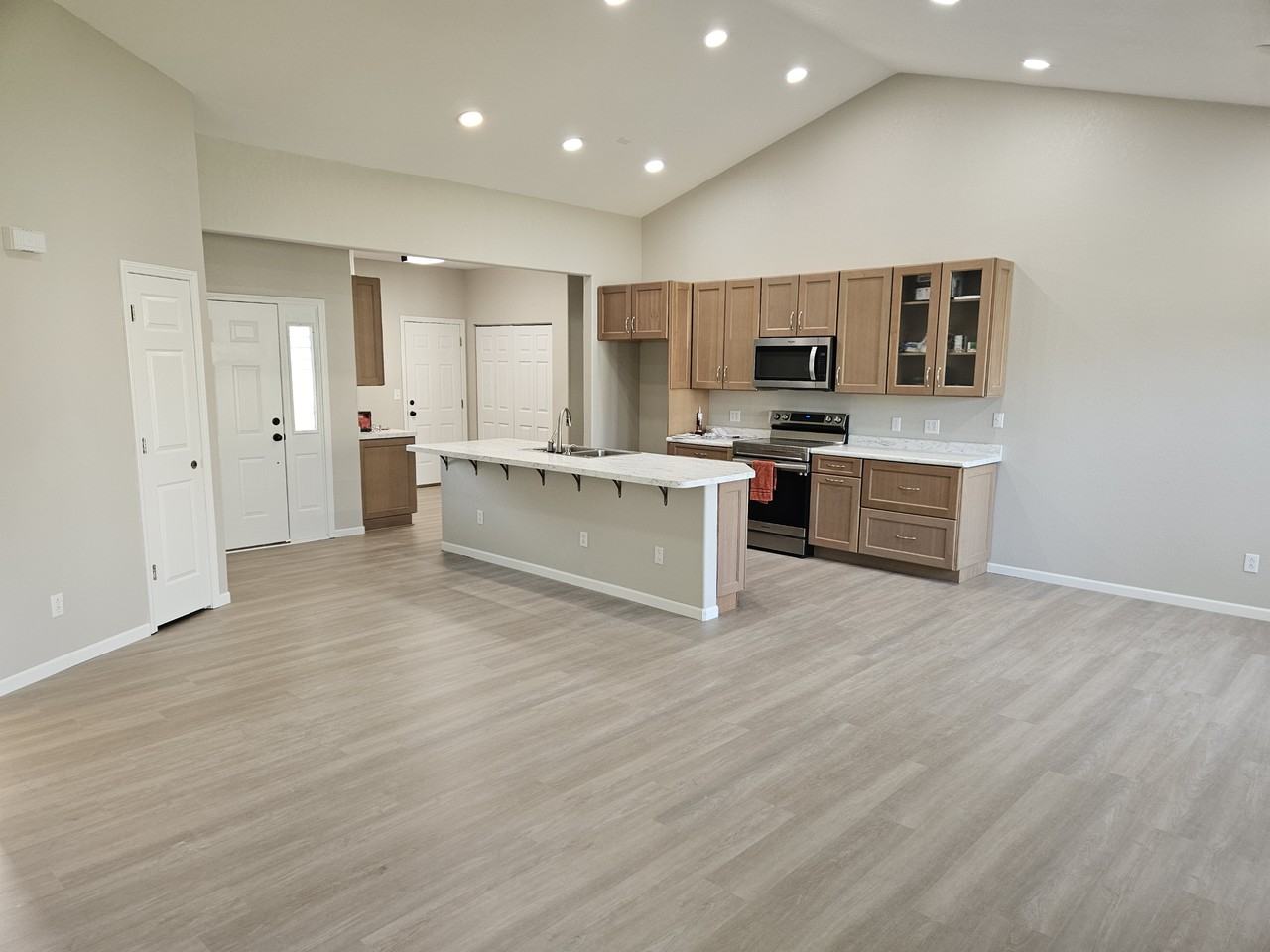 812 Emerald Green Dr #NA - Photo 3 of 26