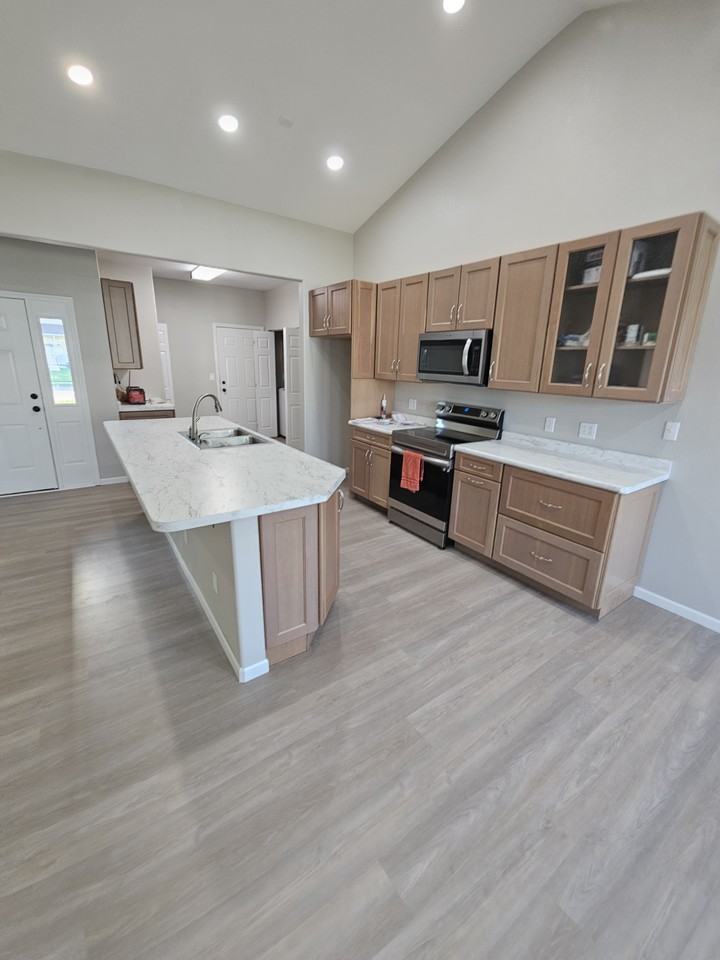 812 Emerald Green Dr #NA - Photo 4 of 26