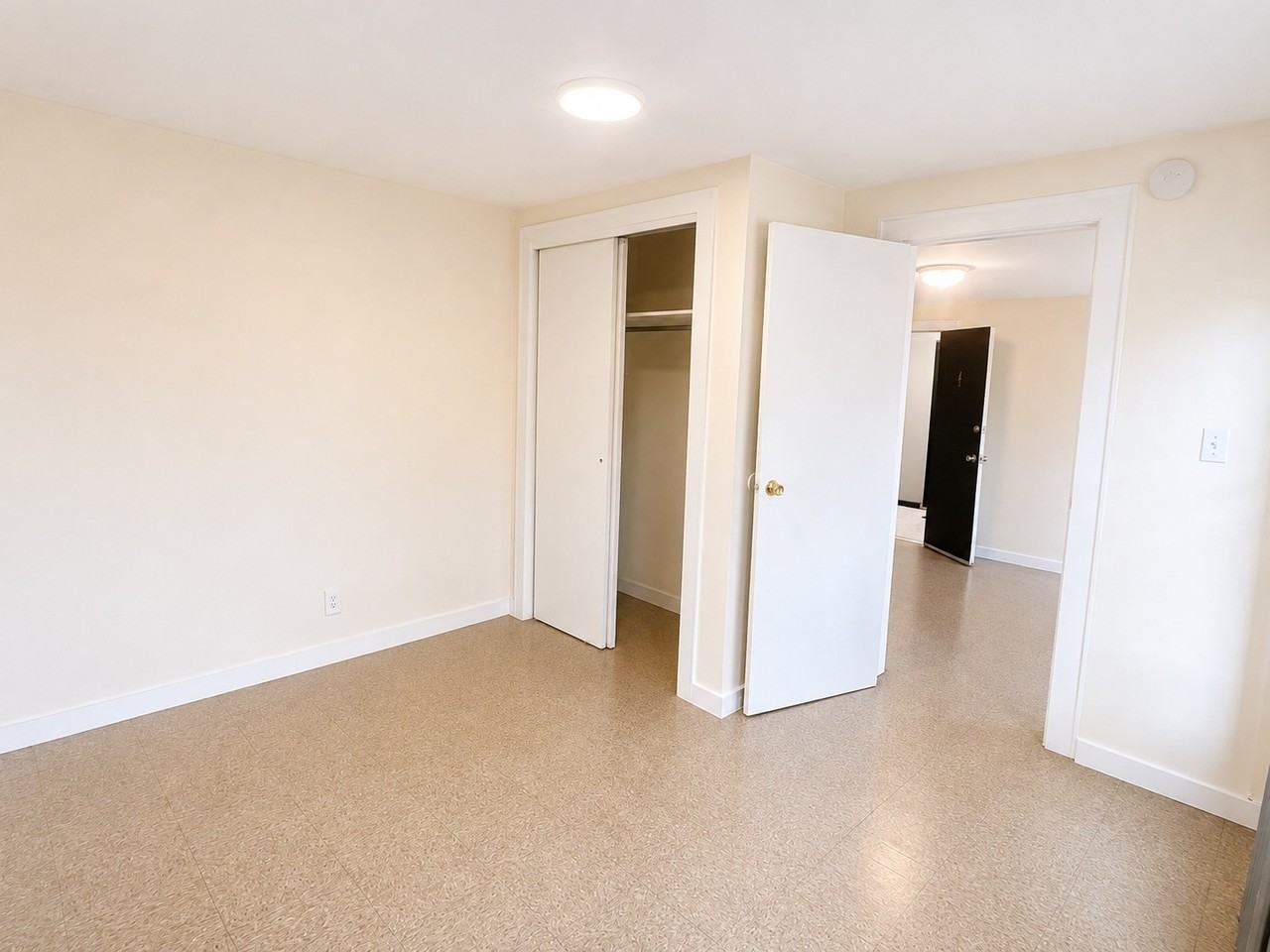 4 N Bleeker St #2ndFL4 - Photo 6 of 20
