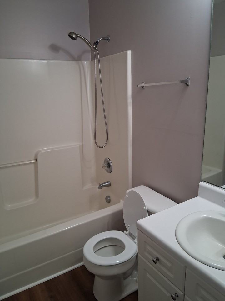 403 Londonberry Dr #403 - Photo 3 of 13