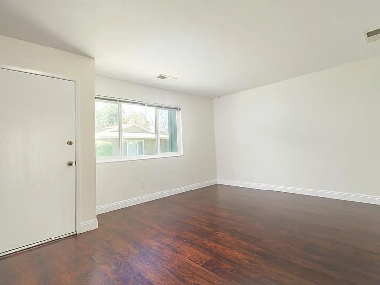 32C Oliva Dr #32C - Photo 6 of 15