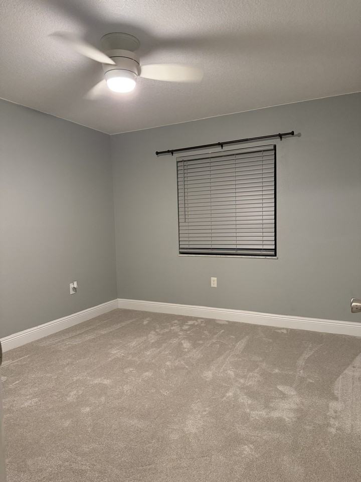 90 Hidden Lake Dr #112 - Photo 4 of 10
