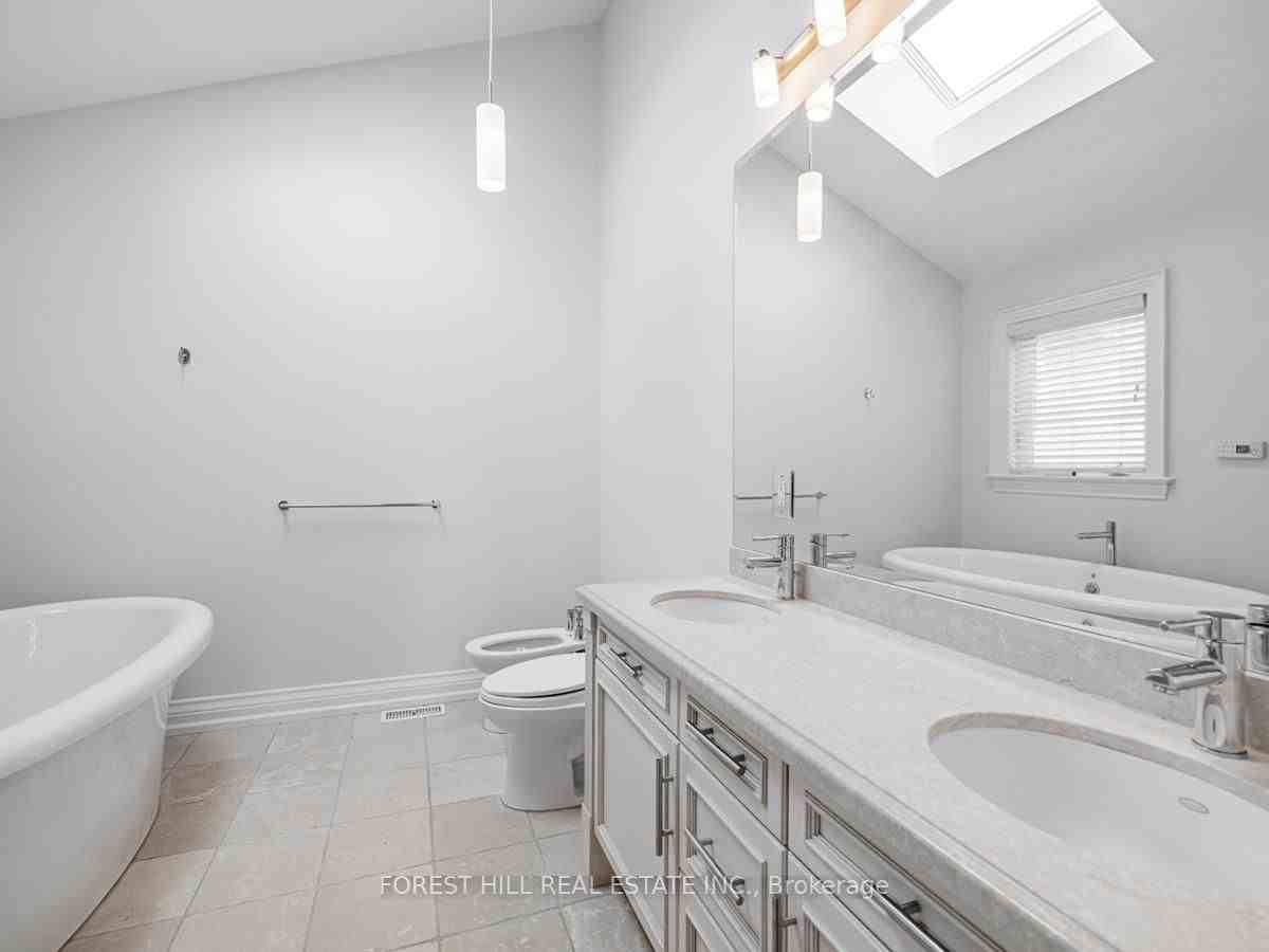 415 Deloraine Avenue - Photo 21