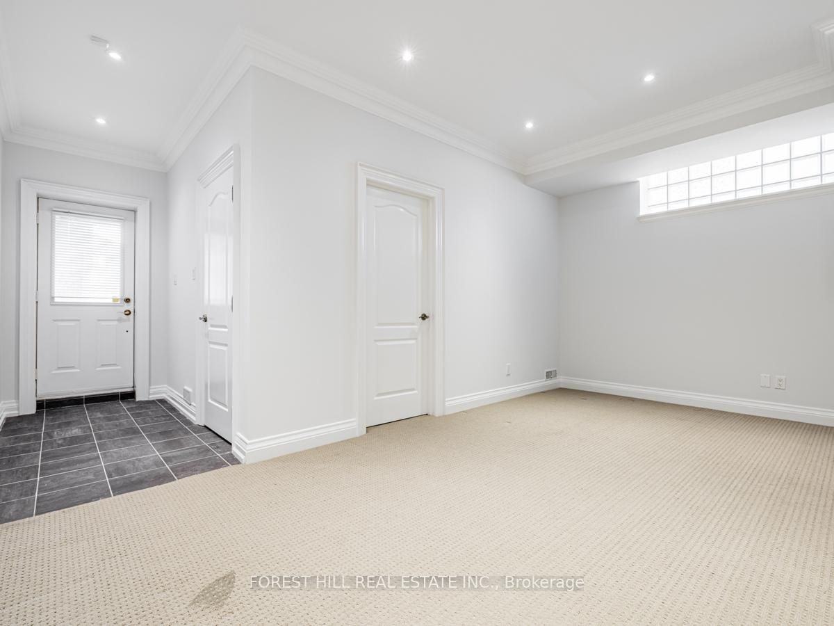 415 Deloraine Avenue - Photo 20