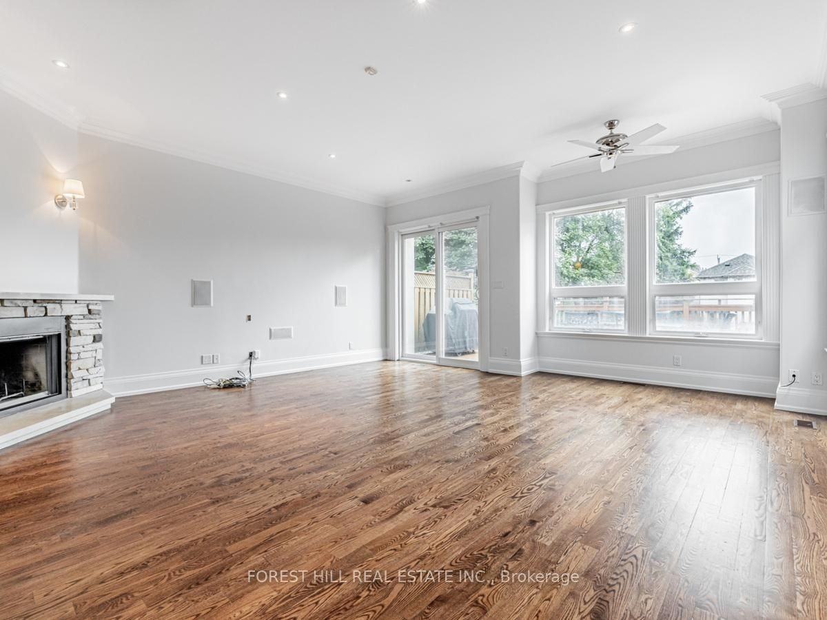 415 Deloraine Avenue - Photo 11