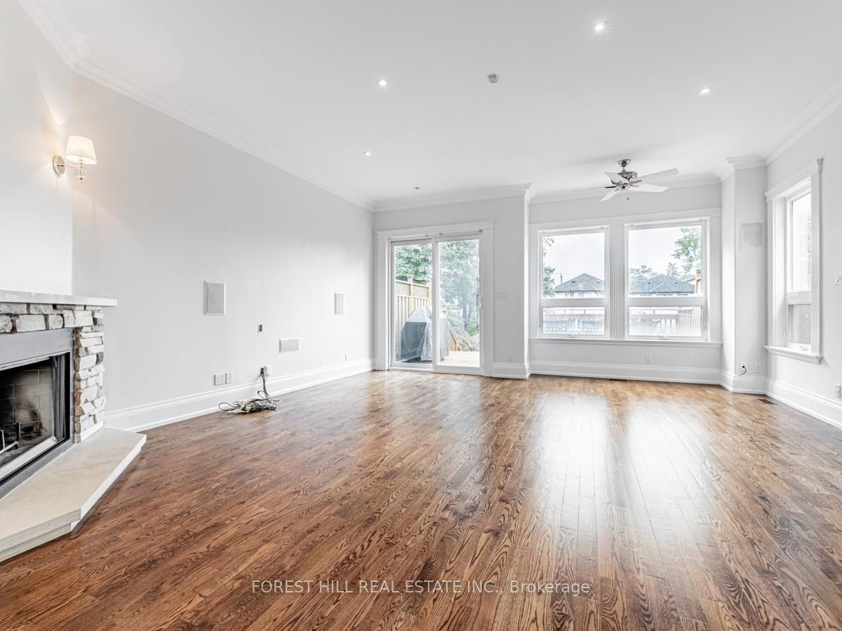 415 Deloraine Avenue - Photo 12