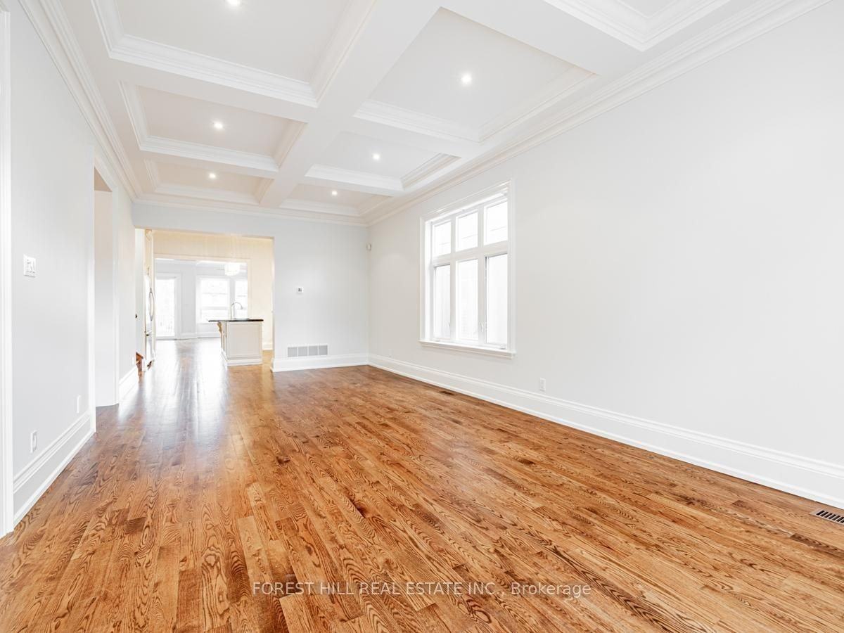 415 Deloraine Avenue - Photo 13