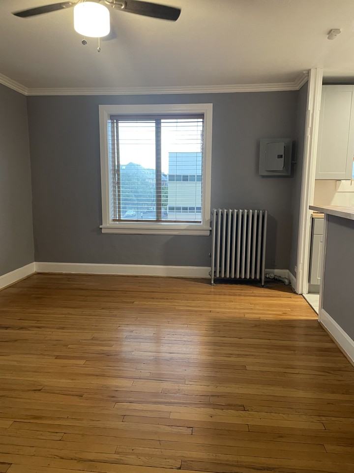 1760 North Pearl Street #10 - Photo 2 of 19