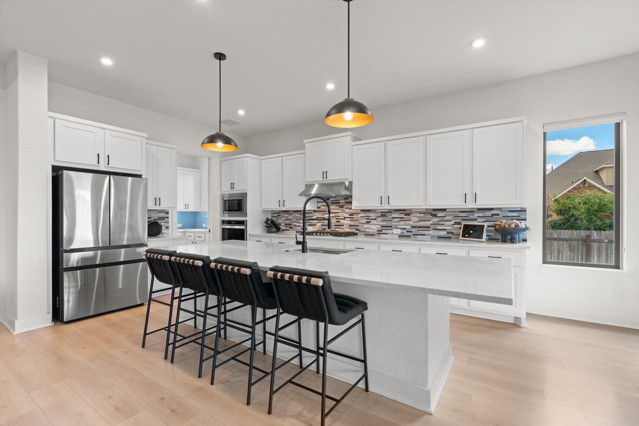 3800 Sandhill Crane Drive - Photo 5 of 29