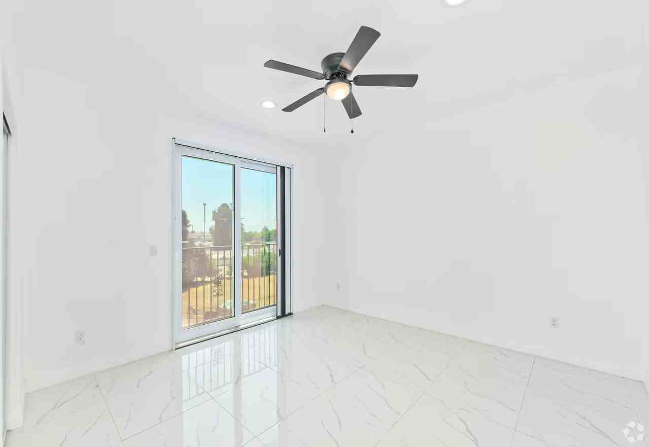 Arrow Apartments 16220 Arrow Blvd, Fontana, CA 92335 - Photo 3 of 36