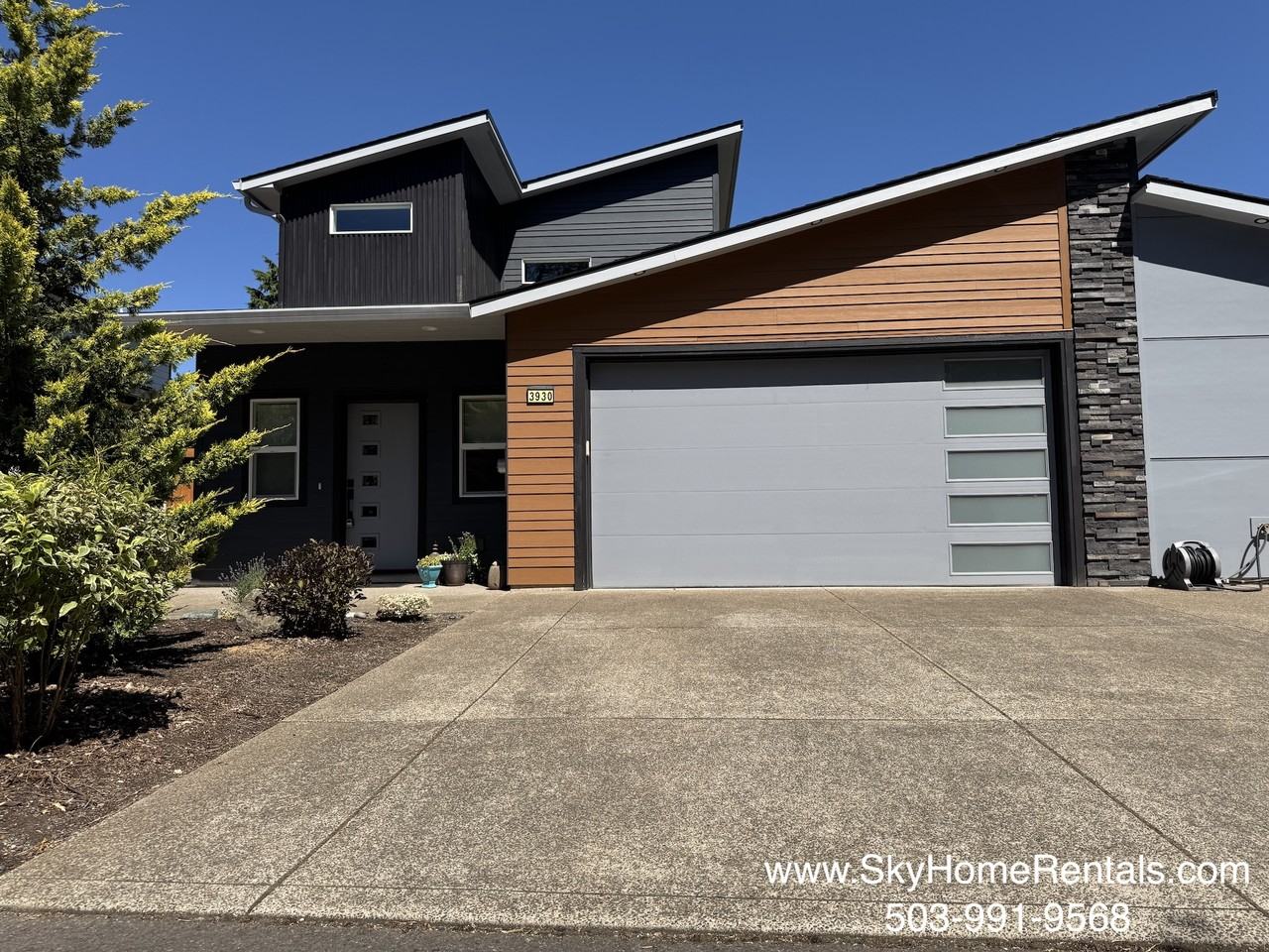 3930 Horner Lane North - Photo 2 of 18