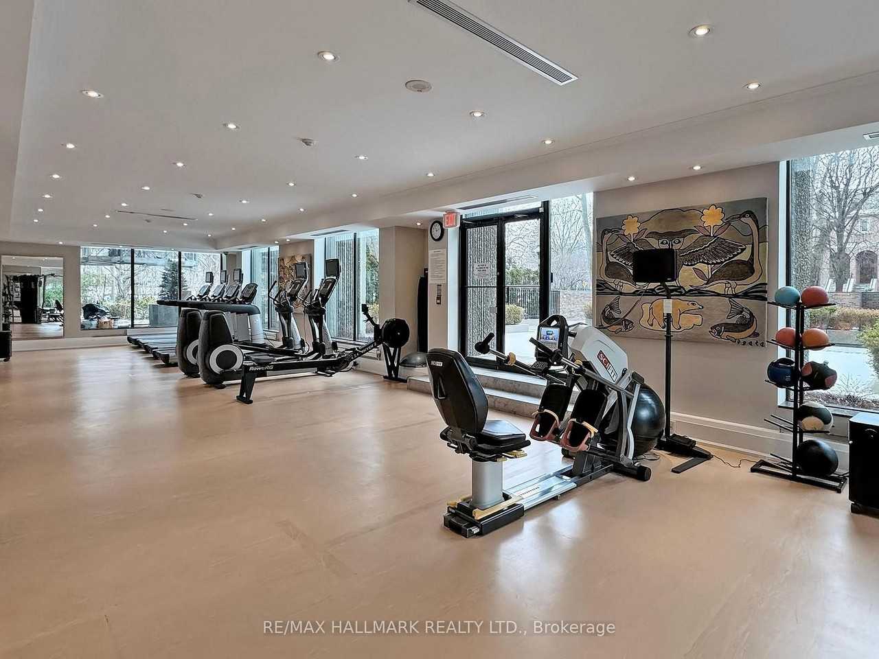 619 Avenue Road - Photo 37