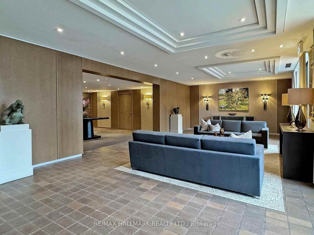 619 Avenue Road - Photo 22