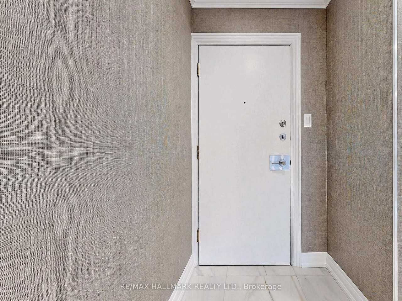 619 Avenue Road - Photo 30
